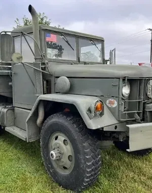 c5e462_1ed2732558ee41eb8e5606916857a54emv2