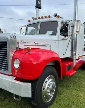 c5e462_55852d237baa45fcad7f31374dc6c4f2mv2