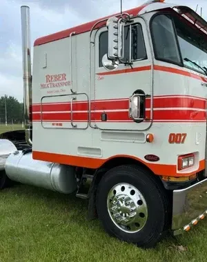 c5e462_6be5dd33cc6f42aa845f3d8c95e582bcmv2