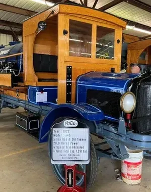 c5e462_d7590a2cf03b49eb8f6fce361884c679mv2