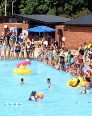 c5e462_033fb16bd00a412cb7ee7db1bb468f97mv2