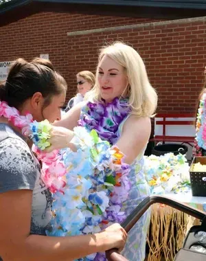 c5e462_0e33b4d8e3394c59942aba43e018c76fmv2