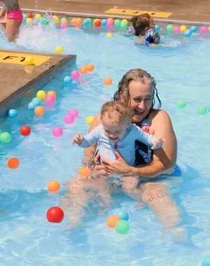 c5e462_11da2dd55b924fe29787cc362a4856e8mv2