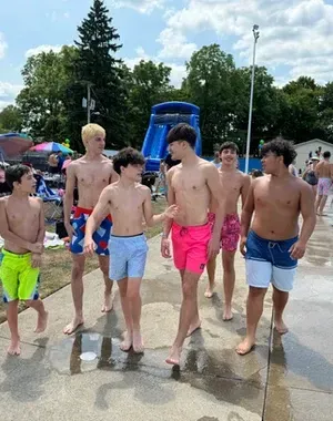 c5e462_3597287caae642119bc2f8e307eb3f6fmv2