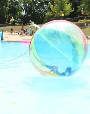 c5e462_35eb0bae90fb4350aaf4c9290196a31emv2