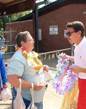 c5e462_6938a5e8132340ffb7755109449812c3mv2