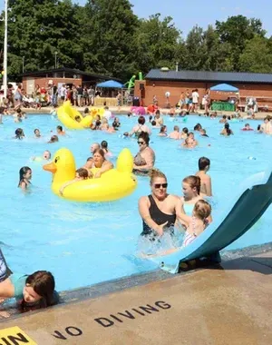 c5e462_70f24b54dabc41e4892077e5f9c88de9mv2