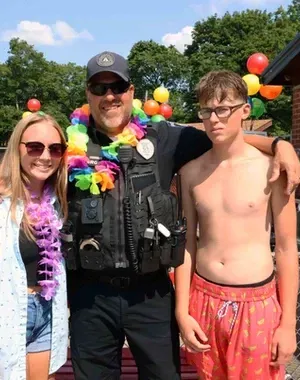 c5e462_8f41cd073d3c43bf936d18dfd42f15a0mv2