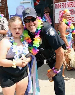 c5e462_9e91f87fc5044b70a0de3b257b25c1bcmv2