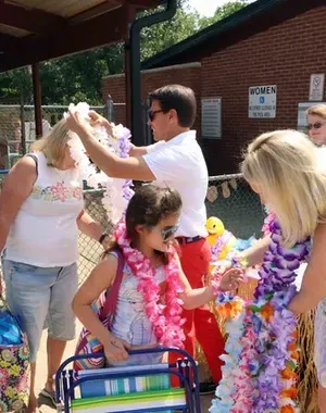 c5e462_a657177c5843418197d5f5c703b804a4mv2