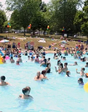 c5e462_c3b6ab7bb9824d17a5d2210c9dacb1b1mv2