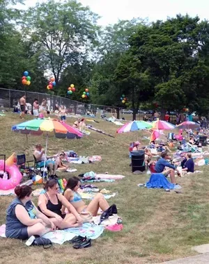 c5e462_cd8561f1db01434aac2031dfbf9d9902mv2