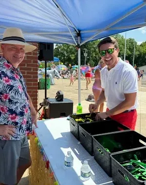 c5e462_d578e66b282b4d46b6b736ec5c55c6famv2