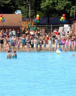 c5e462_e00b42591a5c41df921c2606e0e7cef4mv2