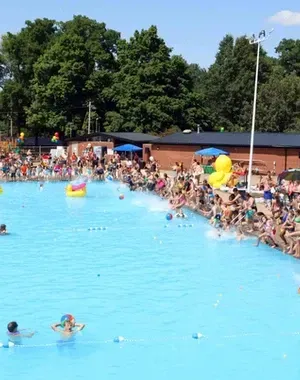 c5e462_e88fb7ac299549d8b4eba467f0eb9001mv2