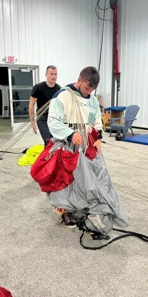 c5e462_d40d1225bd204b778630534f530b9d15mv2