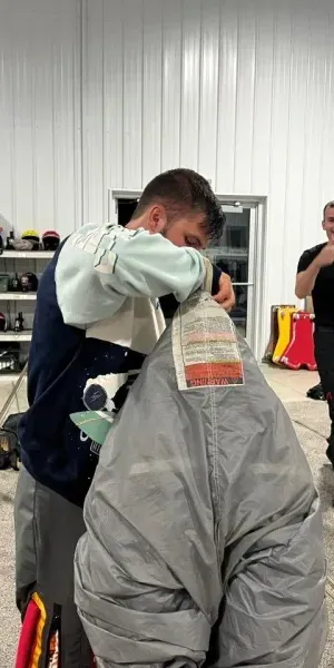 c5e462_f6f3e994273b43d0932e4b49b56956ddmv2