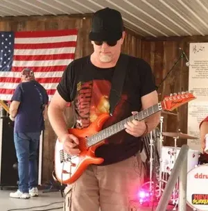 c5e462_febe60cfa4ca445e94ea0b2d18bcb45amv2