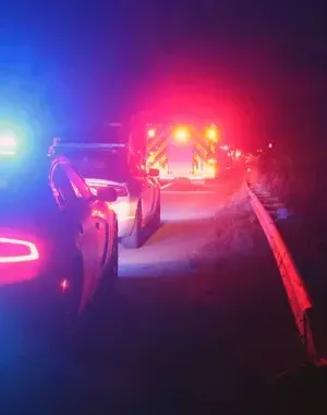 c5e462_275eb6968bea4e25ace25797ed96c836mv2