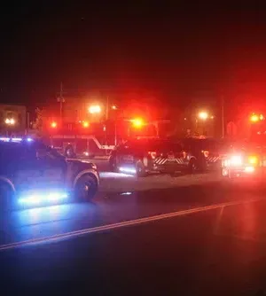 c5e462_58a86d3ef0d748c3abd37fd8fb3932e4mv2