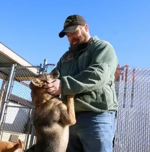 c5e462_a670f0a78af04f94aff541e12a8a7cb8mv2