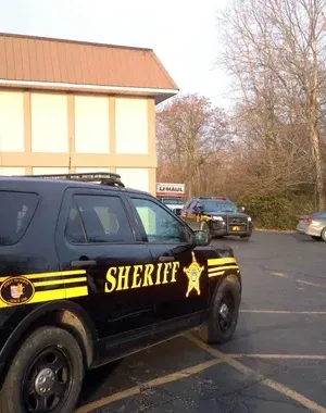 c5e462_567a0ce57cd443118481c6fc18172c89mv2