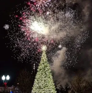 c5e462_fb8ce8893fc8496ea4ce5287a315fec0mv2