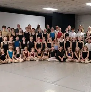 c5e462_04eeaaf6c4e2458eaf8ebd0f02c58f5dmv2