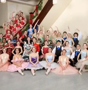 c5e462_9ff13cdacd4f4f95a9c810030422c06fmv2