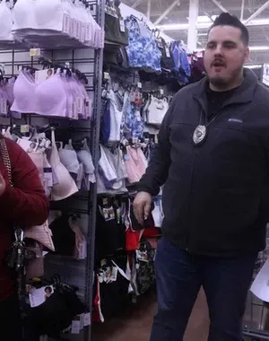 c5e462_1fe3c05a929a45aa96b87a2936f760d8mv2