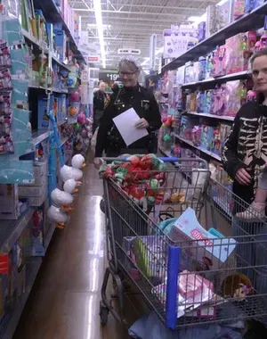 c5e462_6561b6c28db4465e956f036121c07ec1mv2