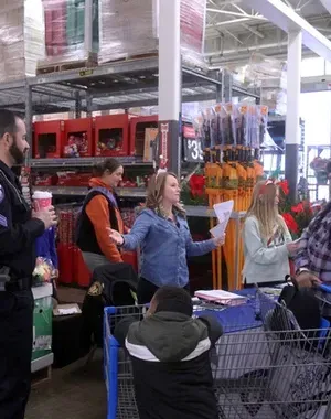 c5e462_82b12757c0fd405090629d9feca7ec9bmv2