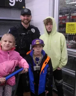 c5e462_c072d5d65c80406c925fdb3e4a276e15mv2