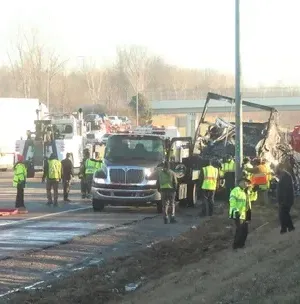 c5e462_8a0f510fd9ba465387b2b76137802d06mv2