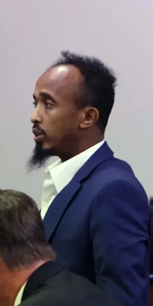 c5e462_0295787d36ba4ac2ad7305932d798ab1mv2