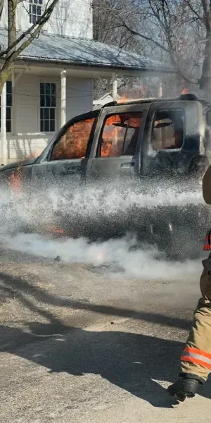 c5e462_b063bc5a40594a79a75e43e03cdd02demv2