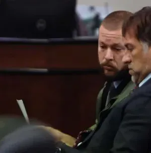 c5e462_4df614c6aabb4c1db4db65dbd194796dmv2