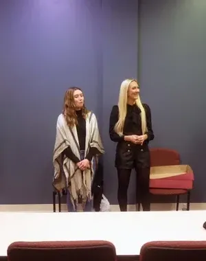 c5e462_0a1aa843ce1f4c798980e68566519549mv2