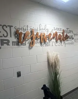 c5e462_1df43655ca084ec5bac5358b63d148aemv2