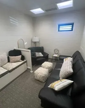 c5e462_5e8e02d3bf2641b29f8baf3b0a992283mv2