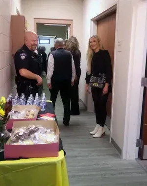 c5e462_6bd342cde5dd4a60a9b1daadc65b84f8mv2