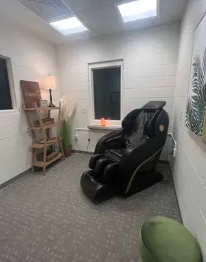 c5e462_8f6f1f4e97c445389ea4d0856e94992bmv2