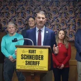 c5e462_19af9d58251847299b3325bb68a98988mv2