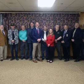 c5e462_40db306dd012425a9637ba9a579f7e5dmv2