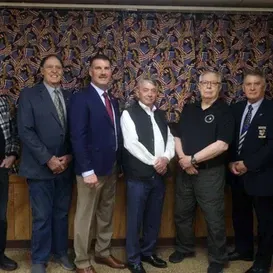 c5e462_8f1056e7138a477c94151a433a6a8fedmv2