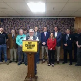 c5e462_fcf3065282104d61a4941813f8f37328mv2