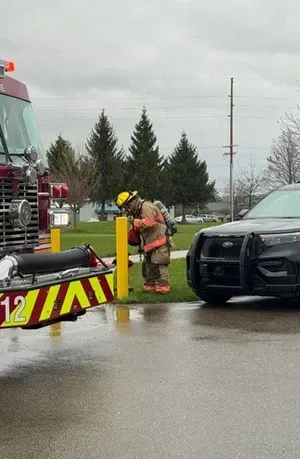 c5e462_0b0039f5f33844e6a8484932ac3629c7mv2