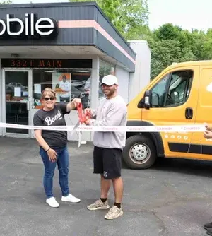 c5e462_d4b5798aabe24458804babc43048ac6dmv2