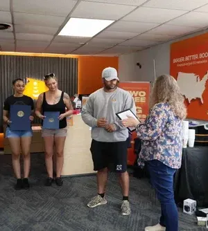 c5e462_e70bfd12fed44d26af40d20fb4ef556cmv2