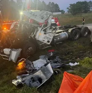 c5e462_844da5be24c646d2b6daad0760c80fe3mv2